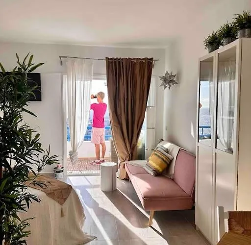 Mirador Paraiso: Superb Sea View *